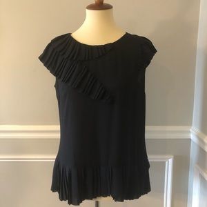 Navy blue banana sleeveless blouse